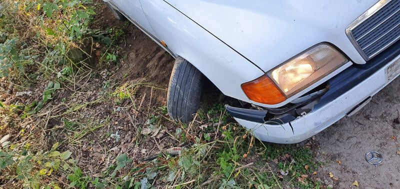 Poszukiwany 42-latek po narkotykach uciekał przed policją. I… wpadł z metą