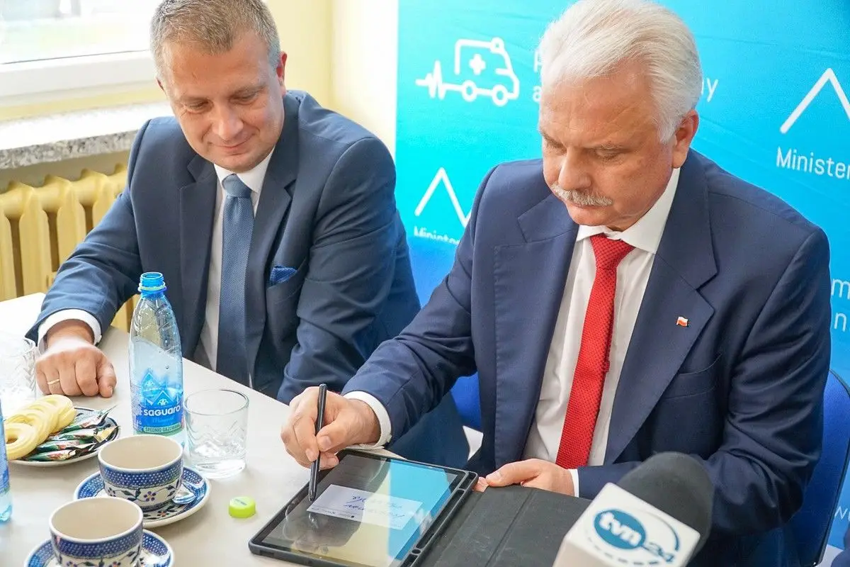 Są pieniądze na nowy ambulans dla szpitala powiatowego