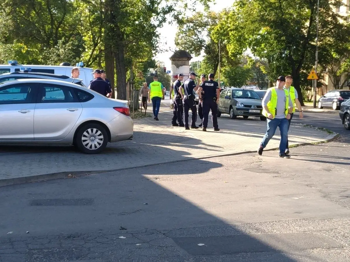 Rozpoczęła się ewakuacja mieszkańców