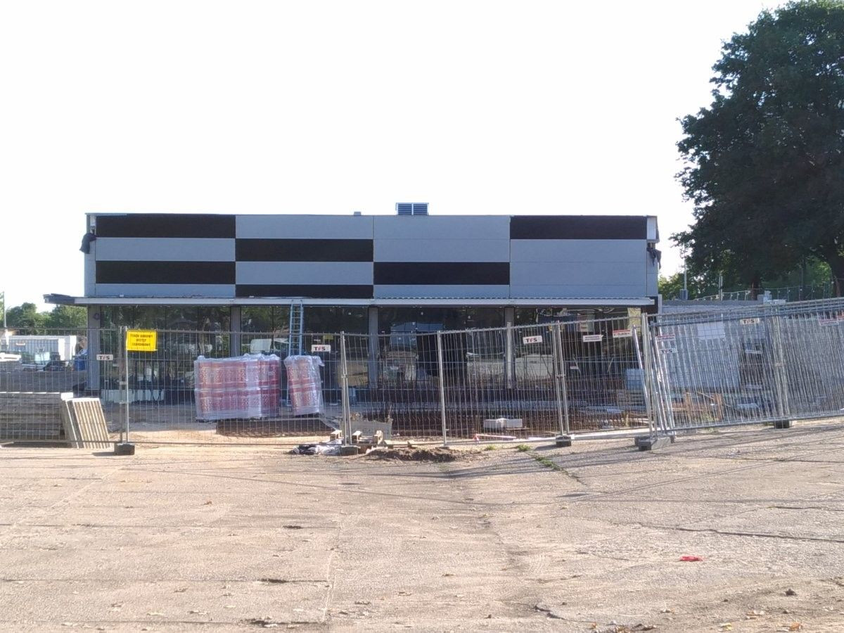 Rozpoczęła się ewakuacja mieszkańców