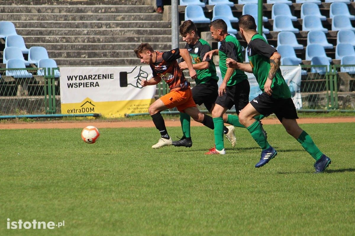 BKS przegrywa z Hutnikiem Pieńsk.