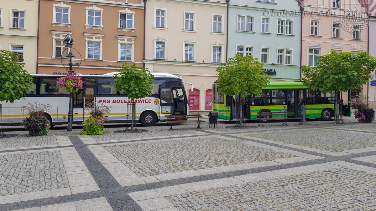 Wyjątkowa wystawa autobusowa w Rynku