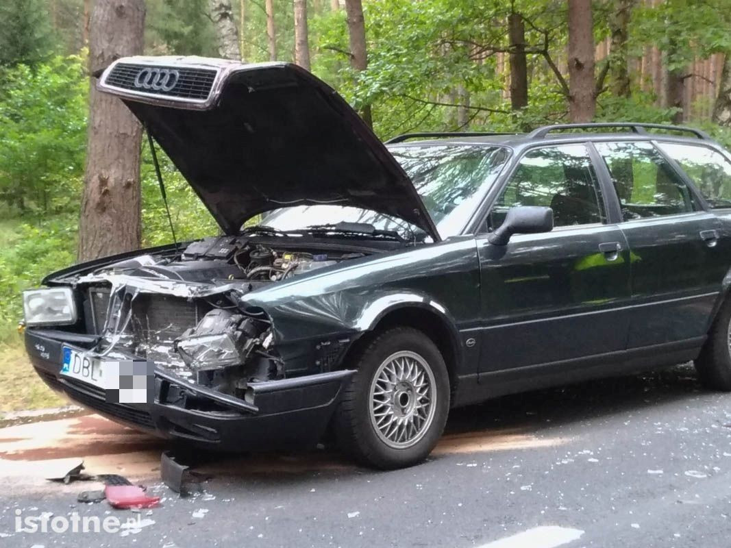 Zderzenie trzech aut koło Kliczkowa