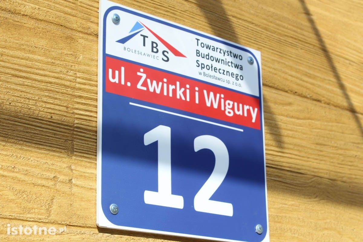 Wyremontowany budynek TBS przy Żwirki i Wigury 12