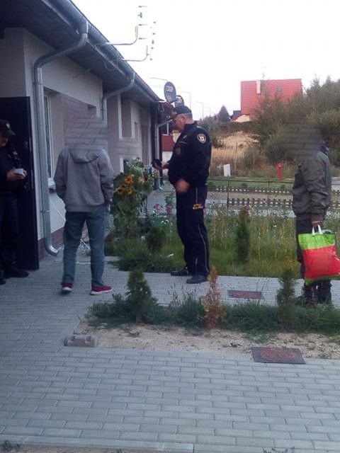 Libacje i akty wandalizmu w Nowogrodźcu. „Lokatorzy nie śpią, bo się boją”