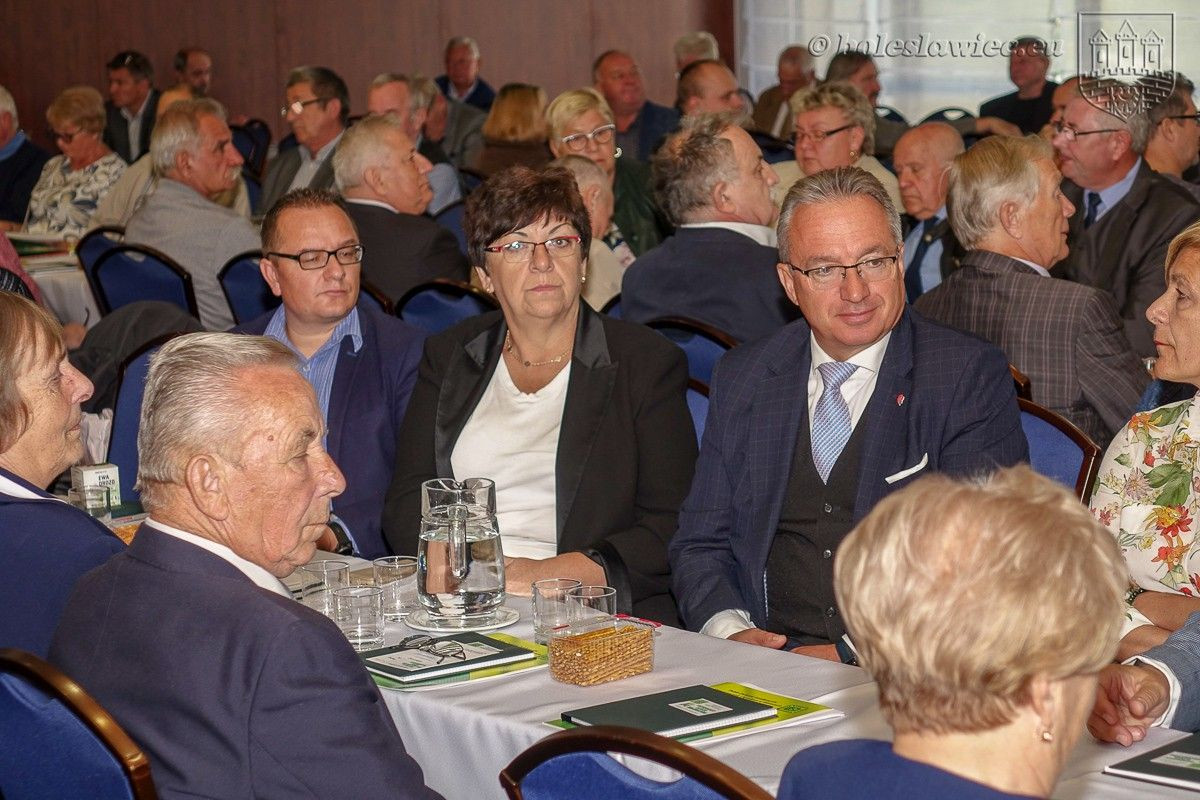 Ogrody działkowe – zielone płuca miast, relaks i integracja