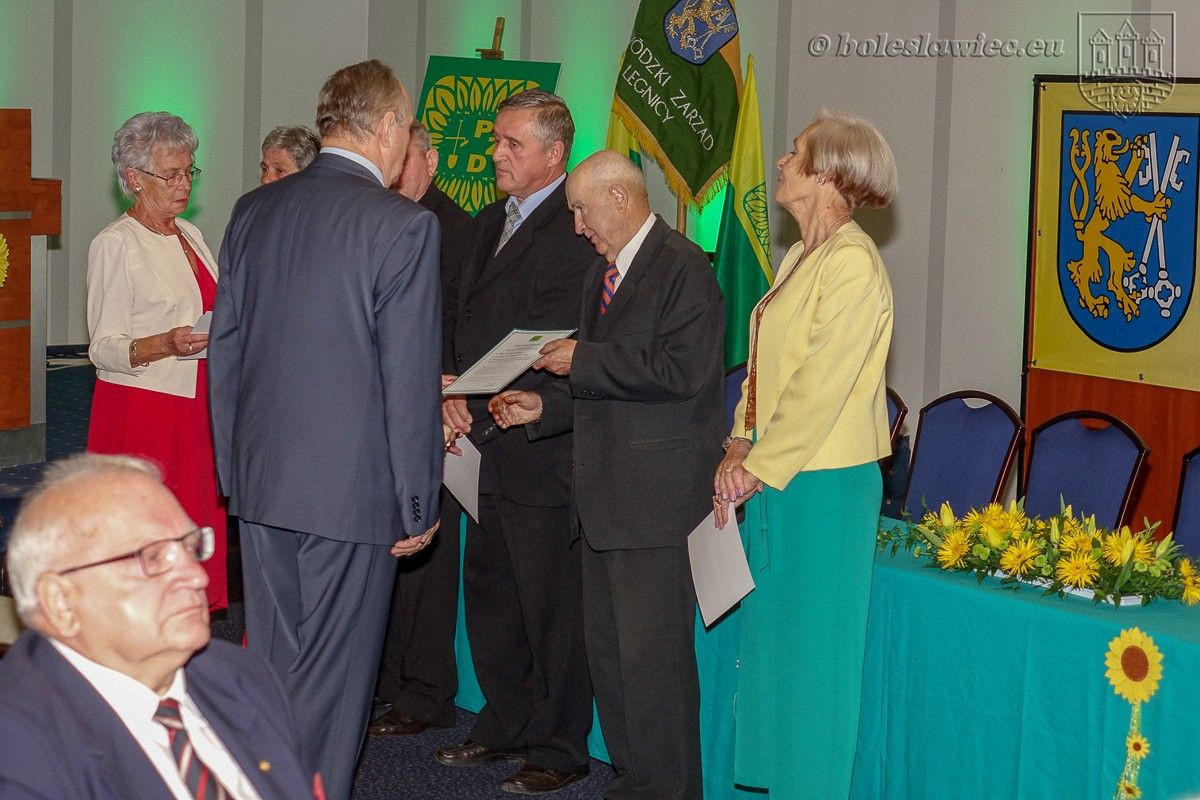 Ogrody działkowe – zielone płuca miast, relaks i integracja