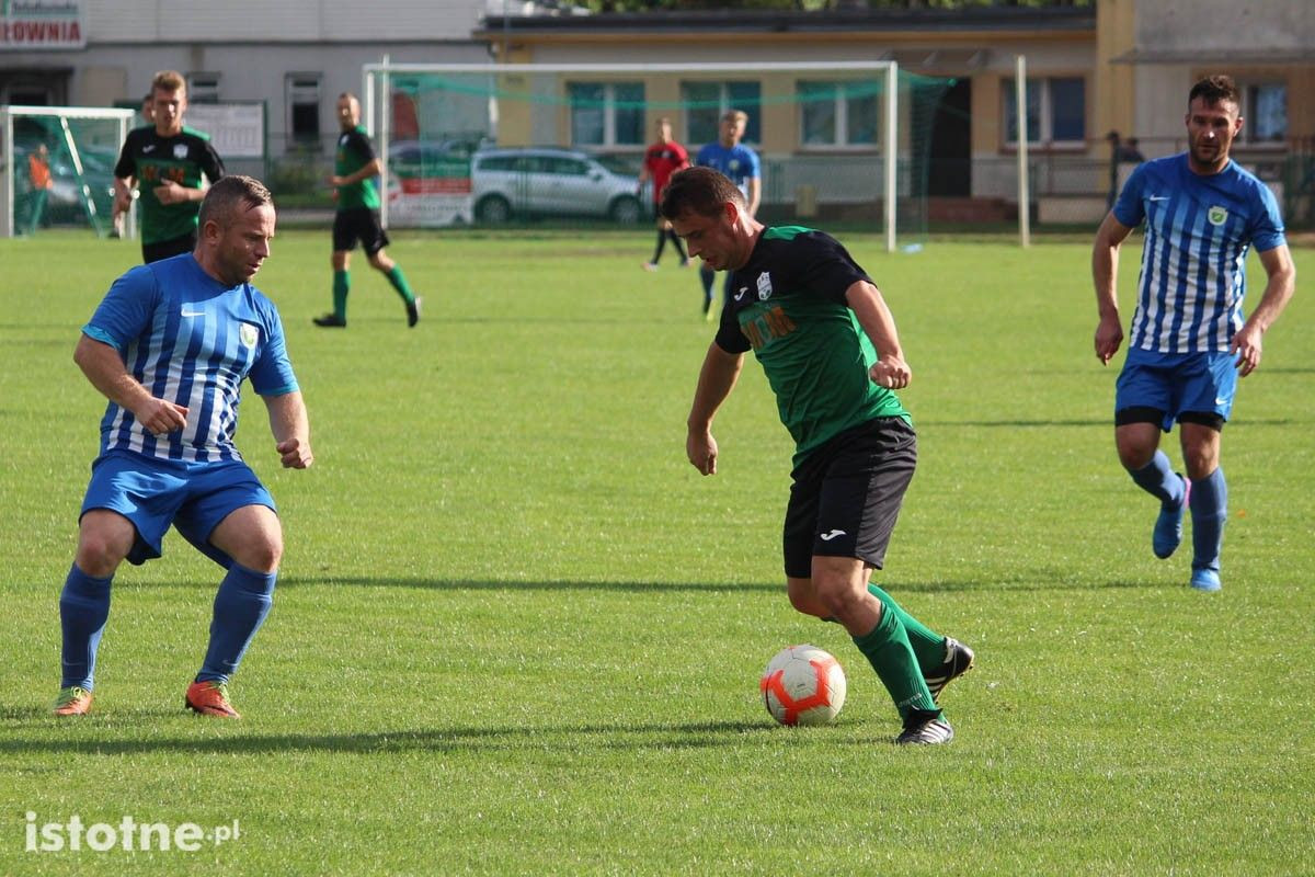 BKS wysoko wygrywa z Włókniarzem Leśna