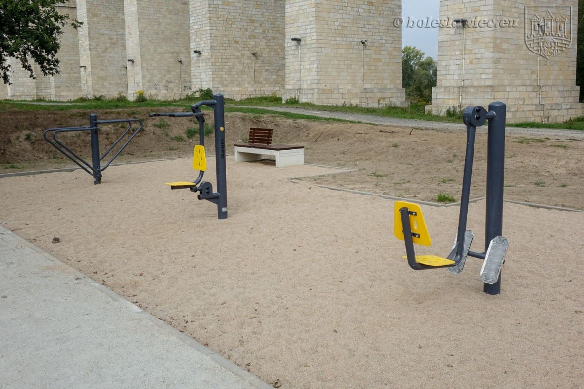 Nowe Otwarte Strefy Aktywności nad Bobrem i na os. Kwiatowym