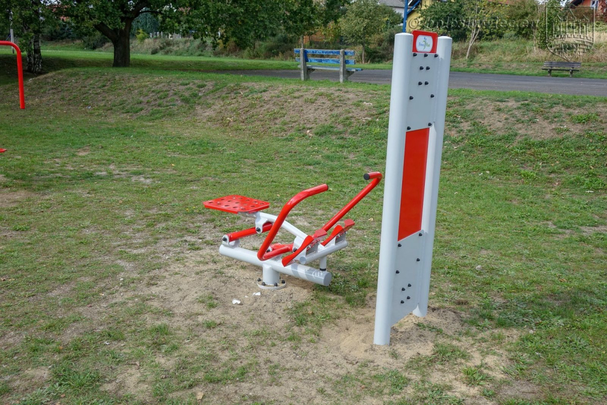 Nowe Otwarte Strefy Aktywności nad Bobrem i na os. Kwiatowym