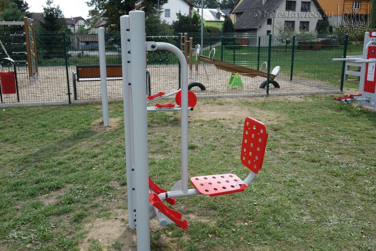 Nowe Otwarte Strefy Aktywności nad Bobrem i na os. Kwiatowym