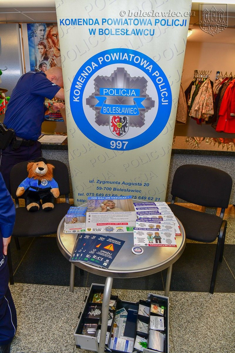 Mają „srebrne włosy i złote serca”. Seniorzy świętowali