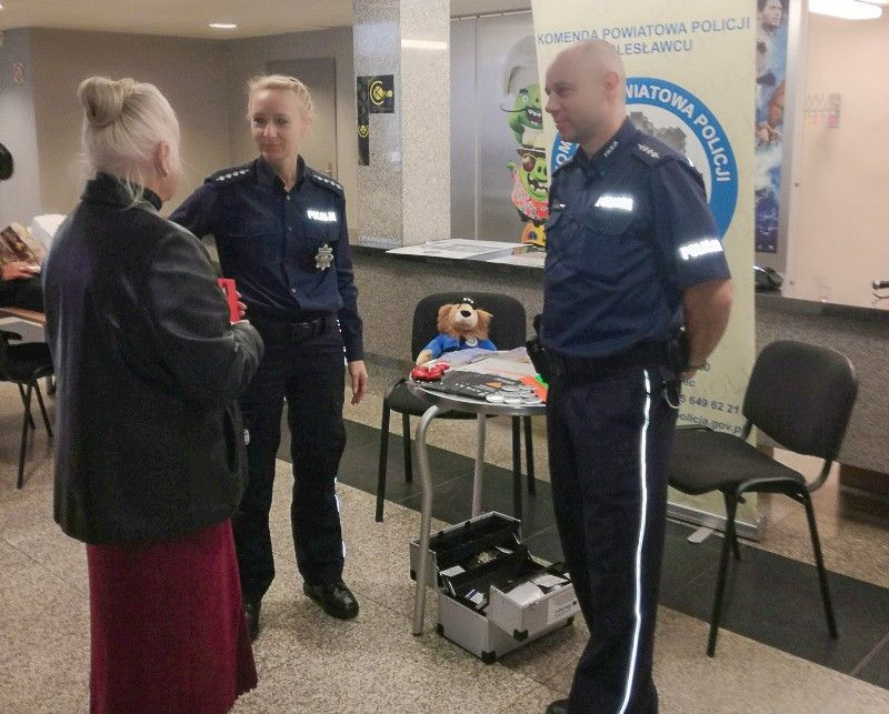 Mają „srebrne włosy i złote serca”. Seniorzy świętowali