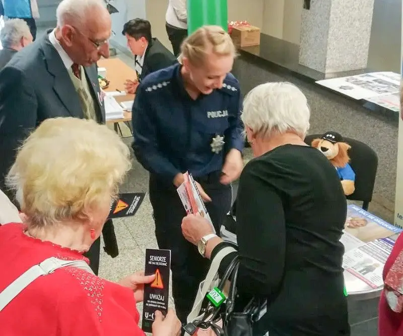 Mają „srebrne włosy i złote serca”. Seniorzy świętowali