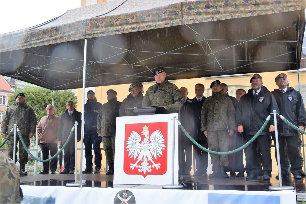 Попрощалися з військовослужбовцями, які вирушають на місію до Боснії і Герцеговини