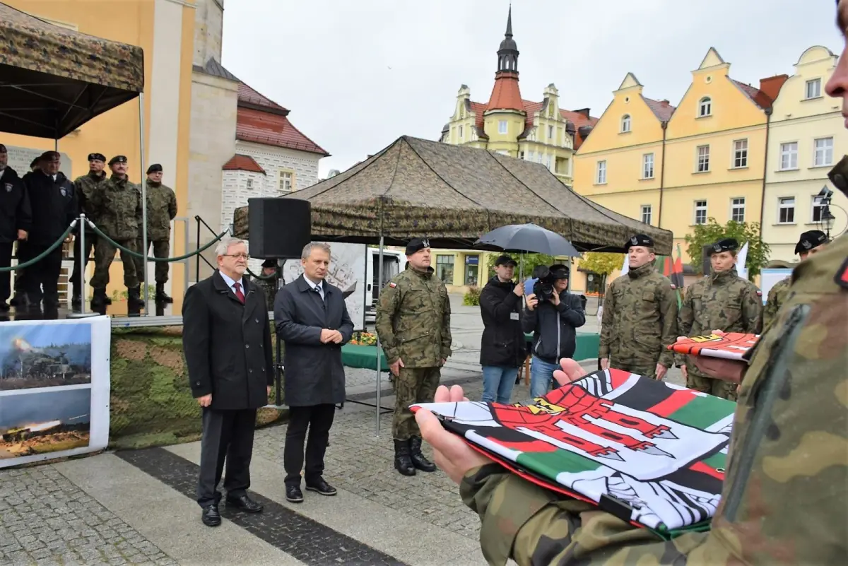 Pożegnali żołnierzy wyjeżdżających na misję do Bośni i Hercegowiny