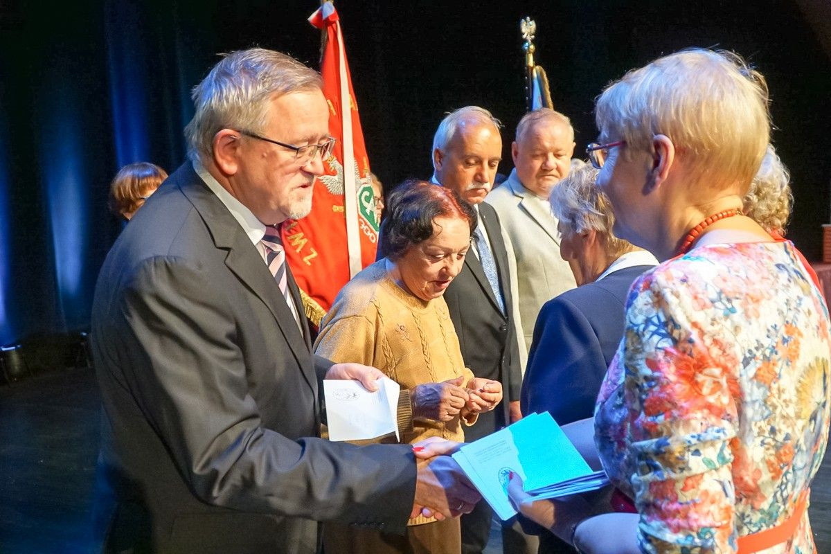 Księga ludzkiej pamięci na 30-lecie stowarzyszeń kresowych