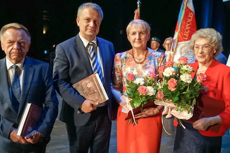 Księga ludzkiej pamięci na 30-lecie stowarzyszeń kresowych