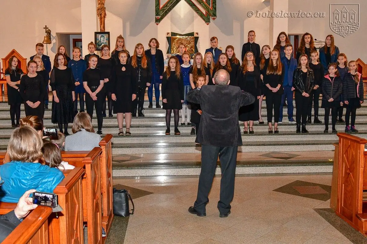 Two Anniversaries and a Feast for Choral Singing Enthusiasts