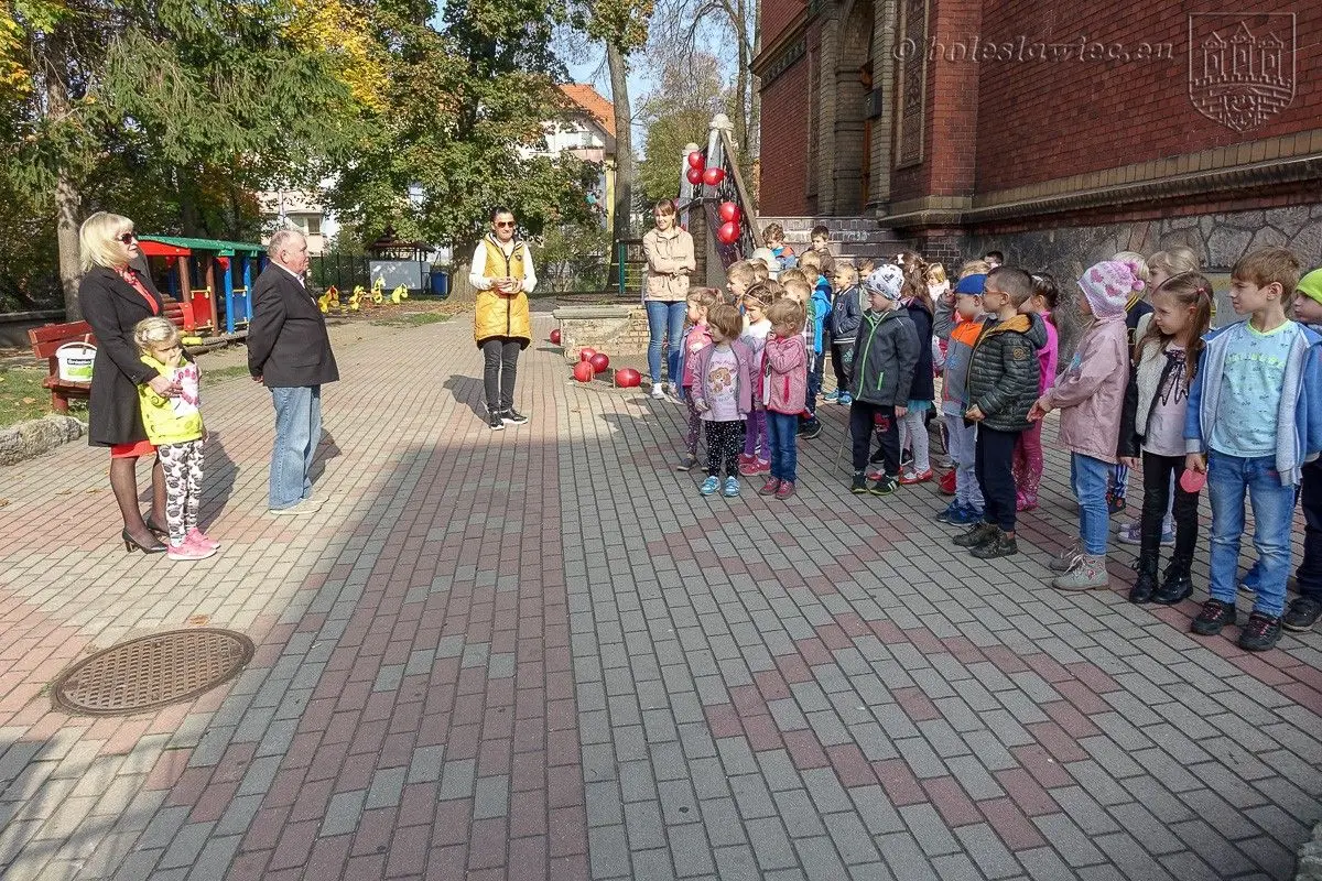 Дошкільнята посадили «Тюльпани сили», щоб підтримати тяжкохворих дітей