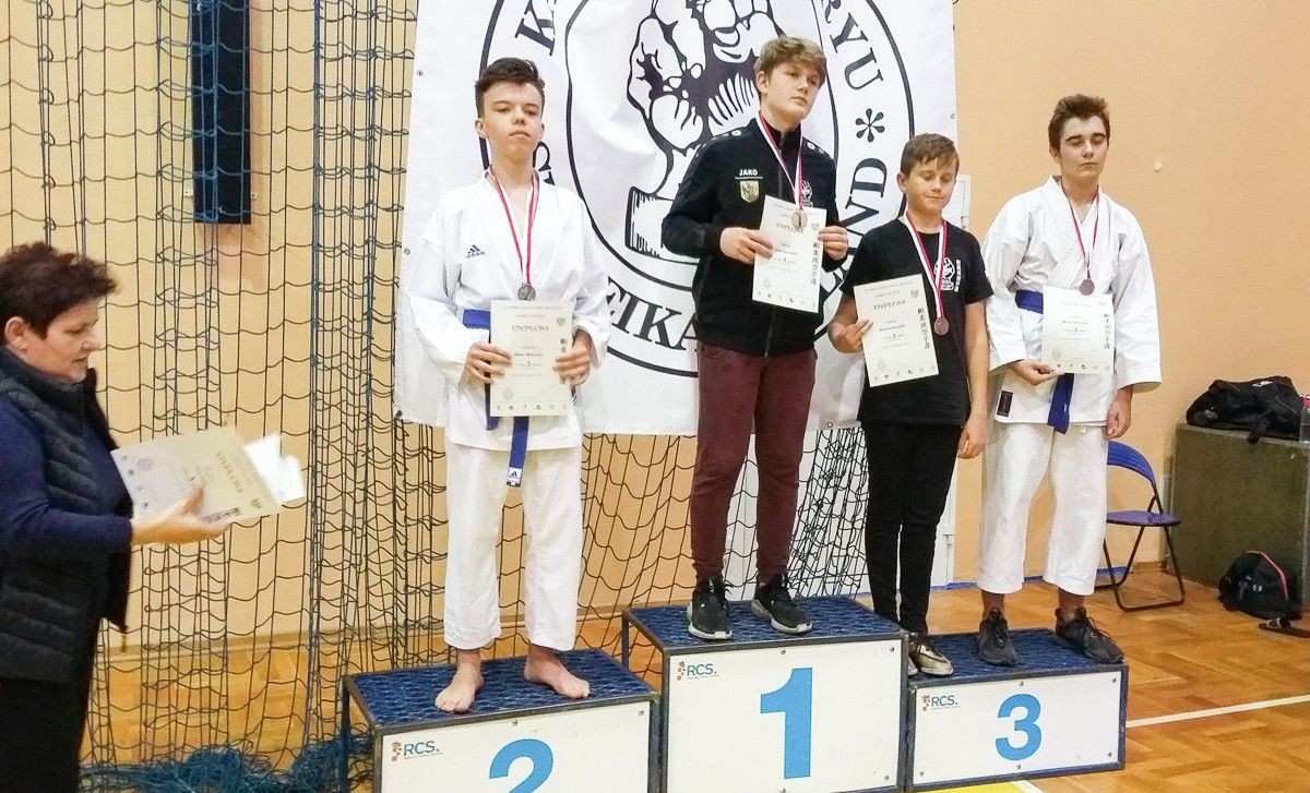 Bolesławieccy karatecy z 13 medalami Lubin Cup