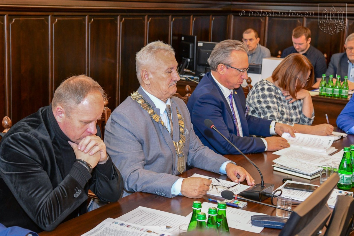 Miasto pożegnało Ewę Lijewską-Małachowską, wieloletnią szefową BOK – MCC, i Joannę Sawicką, komendantkę Hufca im. Szarych Szeregów