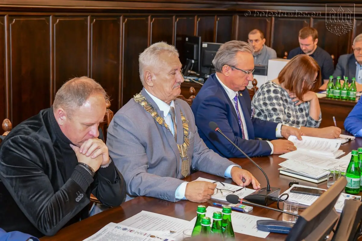 Miasto pożegnało Ewę Lijewską-Małachowską, wieloletnią szefową BOK – MCC, i Joannę Sawicką, komendantkę Hufca im. Szarych Szeregów
