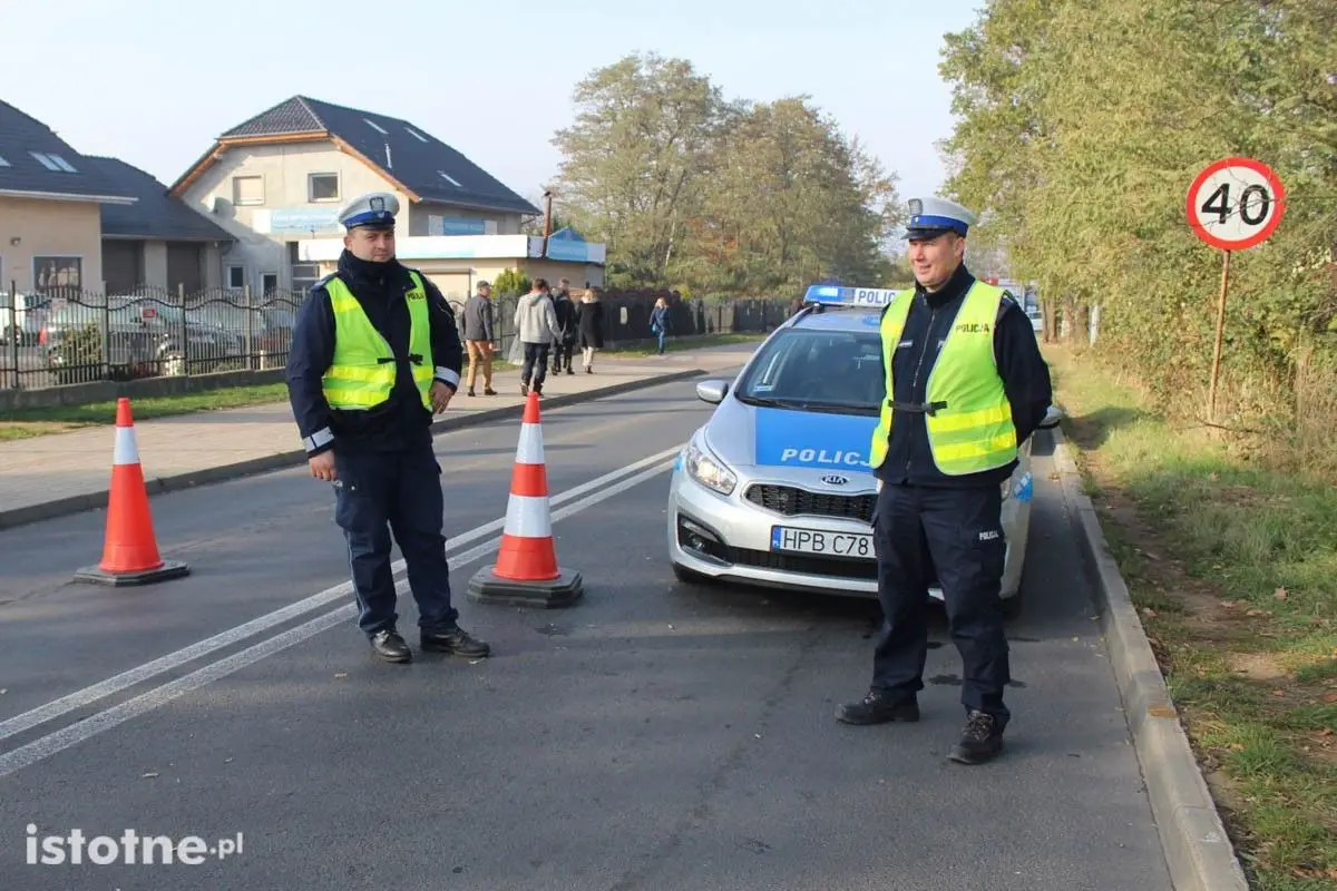 Tłumy na bolesławieckim cmentarzu