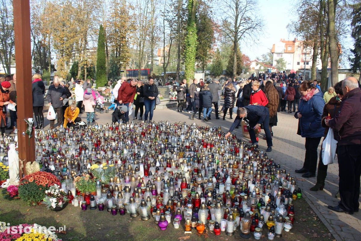 Tłumy na bolesławieckim cmentarzu