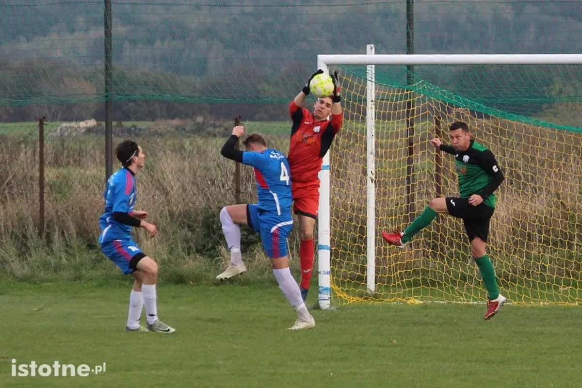 GKS Warta Bolesławiecka - BKS Bolesławiec 3:2