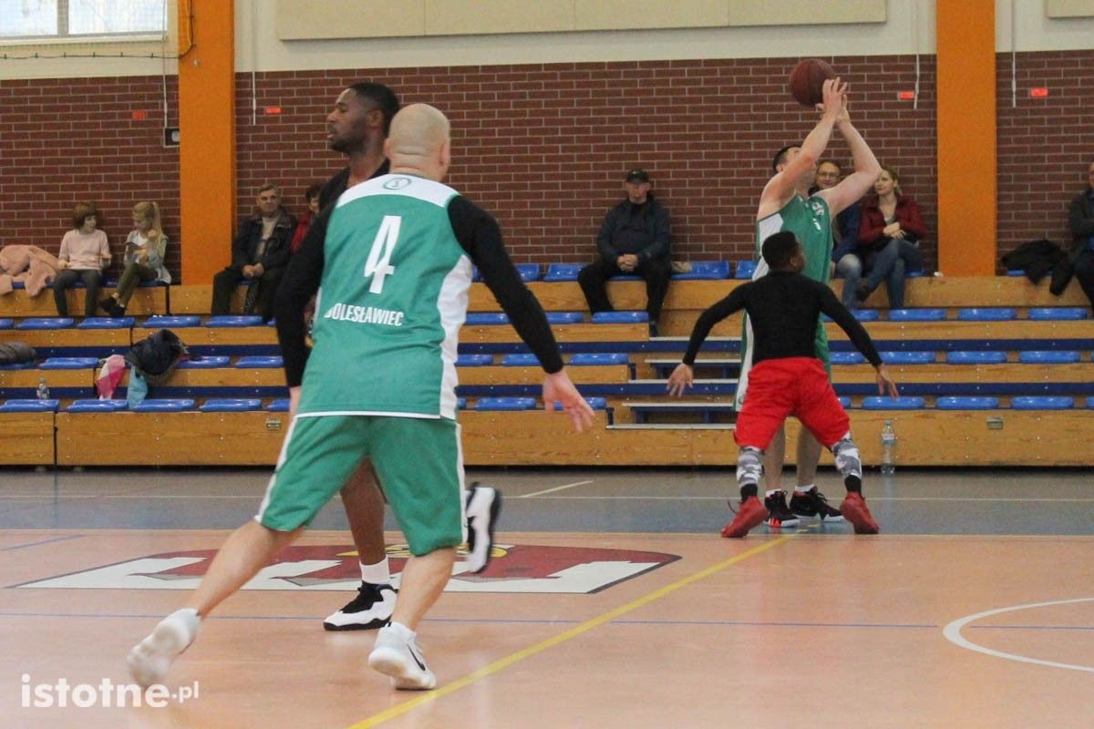 Święto Niepodległości: mecze USA – Polska. Pokazowy mecz młodych koszykarek