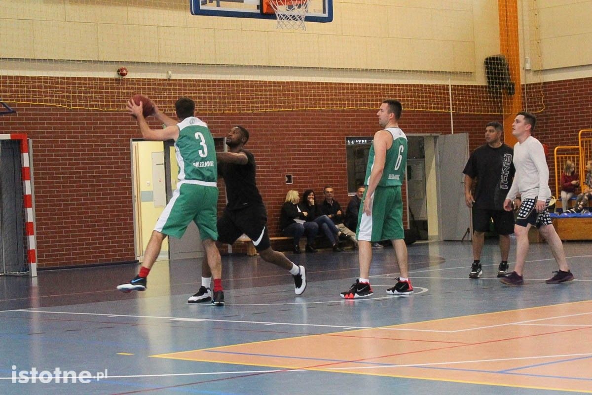 Święto Niepodległości: mecze USA – Polska. Pokazowy mecz młodych koszykarek