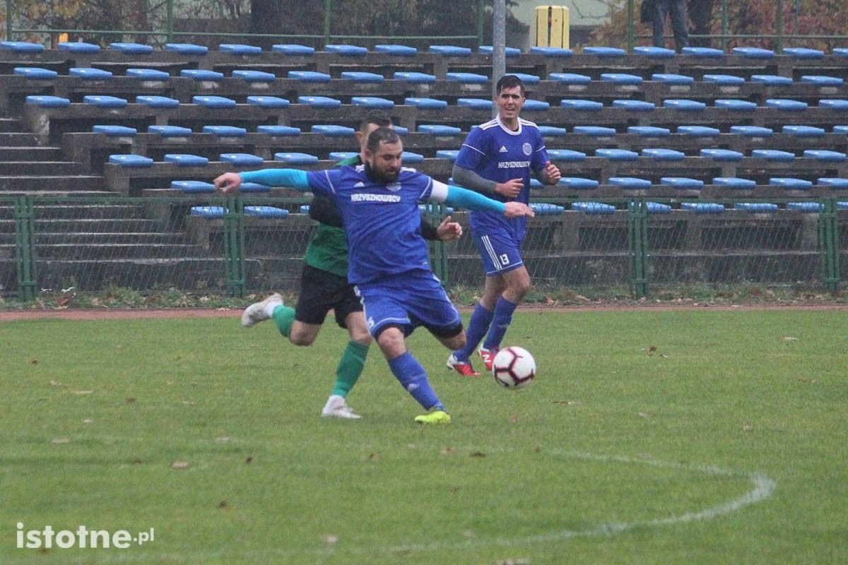 BKS - Olimpia Kamienna Góra 7:0.