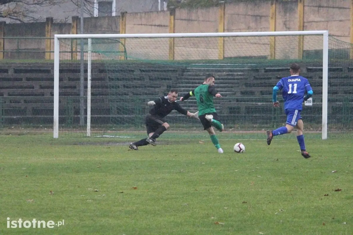 BKS - Olimpia Kamienna Góra 7:0.