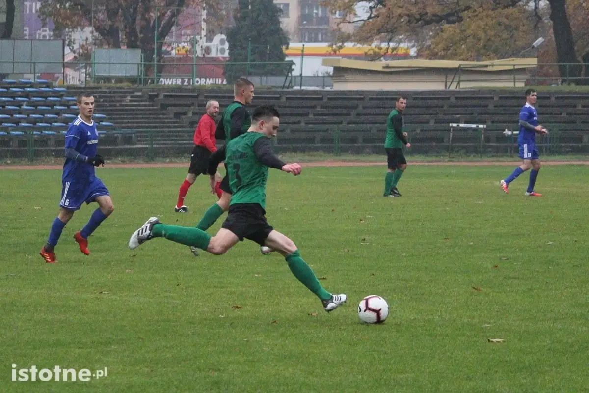 BKS - Olimpia Kamienna Góra 7:0.