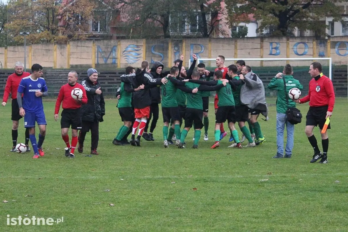 BKS - Olimpia Kamienna Góra 7:0.