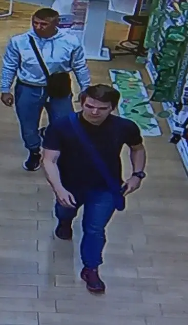 Sprawcy kradzieży. Poznajesz ich? Powiadom policję