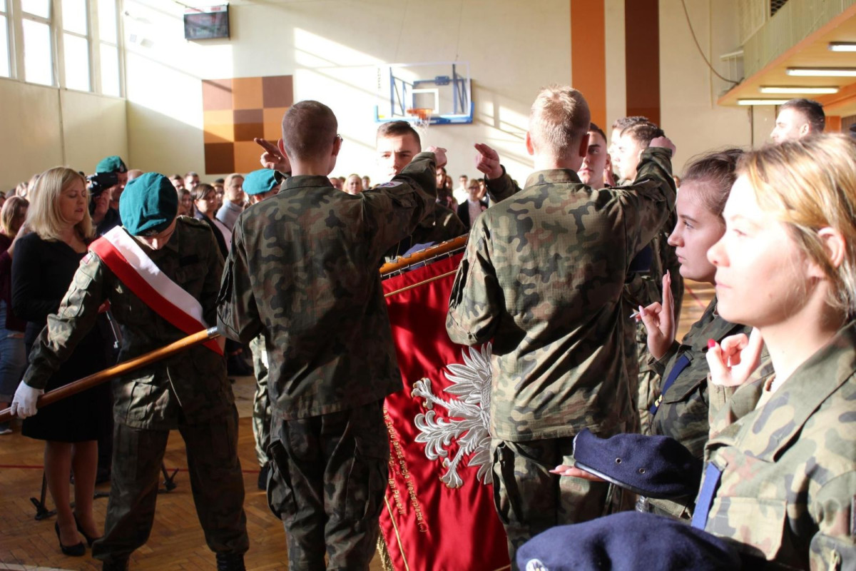 Młodzi mundurowi ślubowali