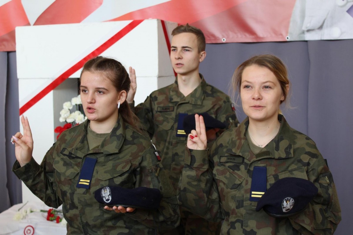 Młodzi mundurowi ślubowali
