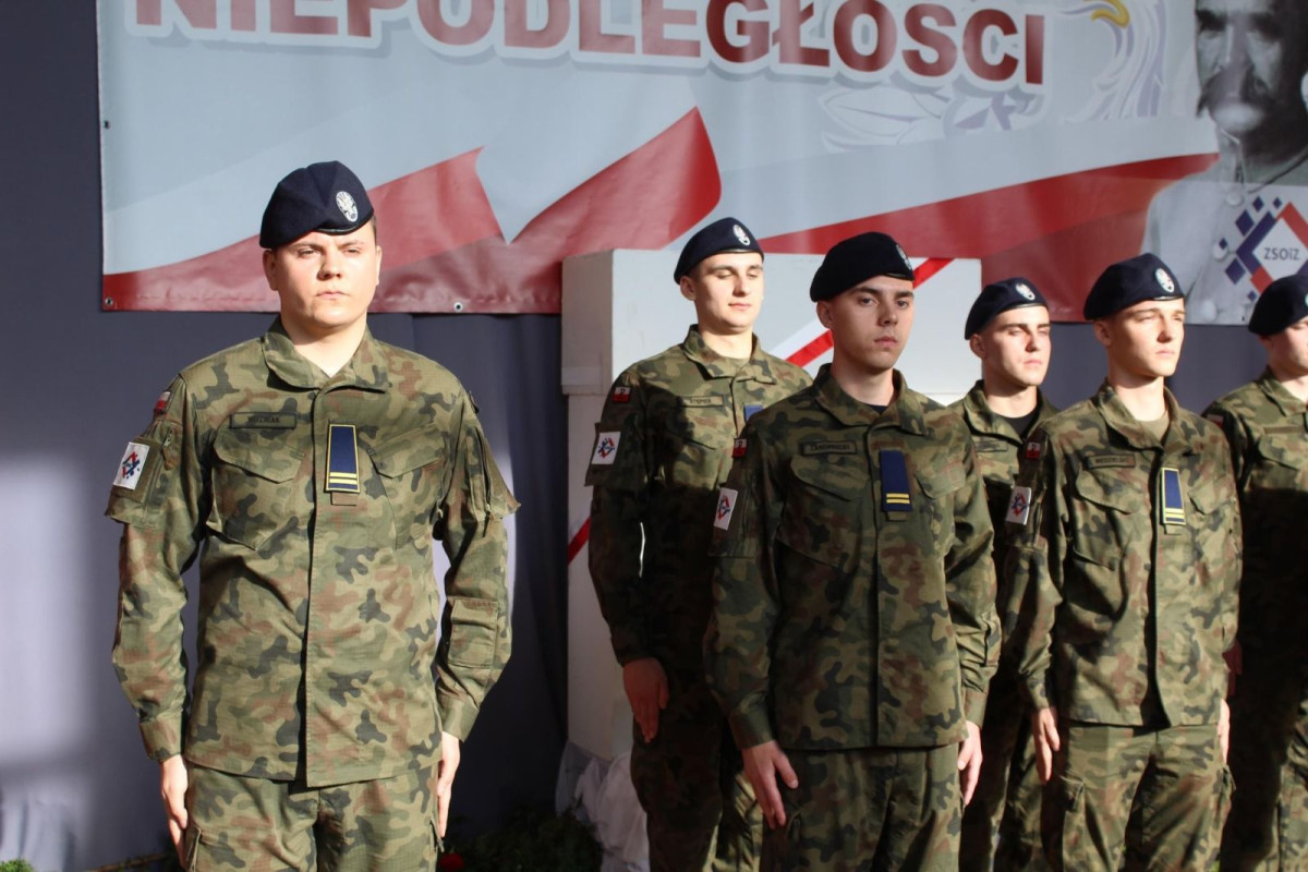 Młodzi mundurowi ślubowali