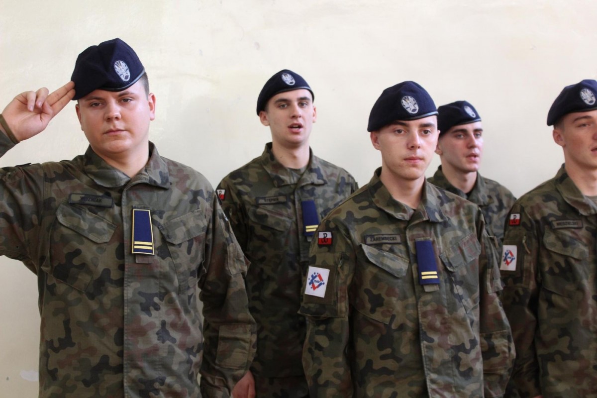 Młodzi mundurowi ślubowali