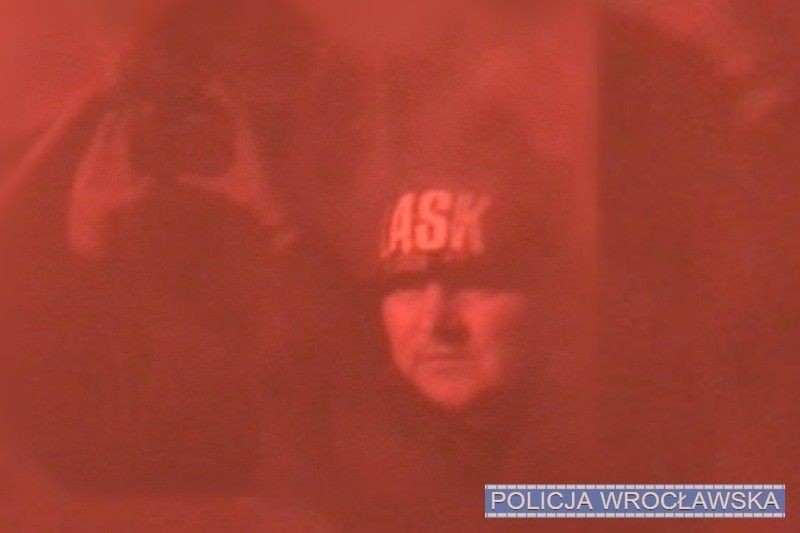 Wrocławski marsz. Policja publikuje wizerunki 10 kolejnych osób, które naruszyły prawo