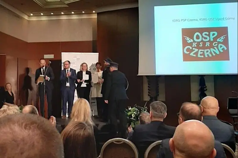 Strażacy z OSP Czerna nagrodzeni