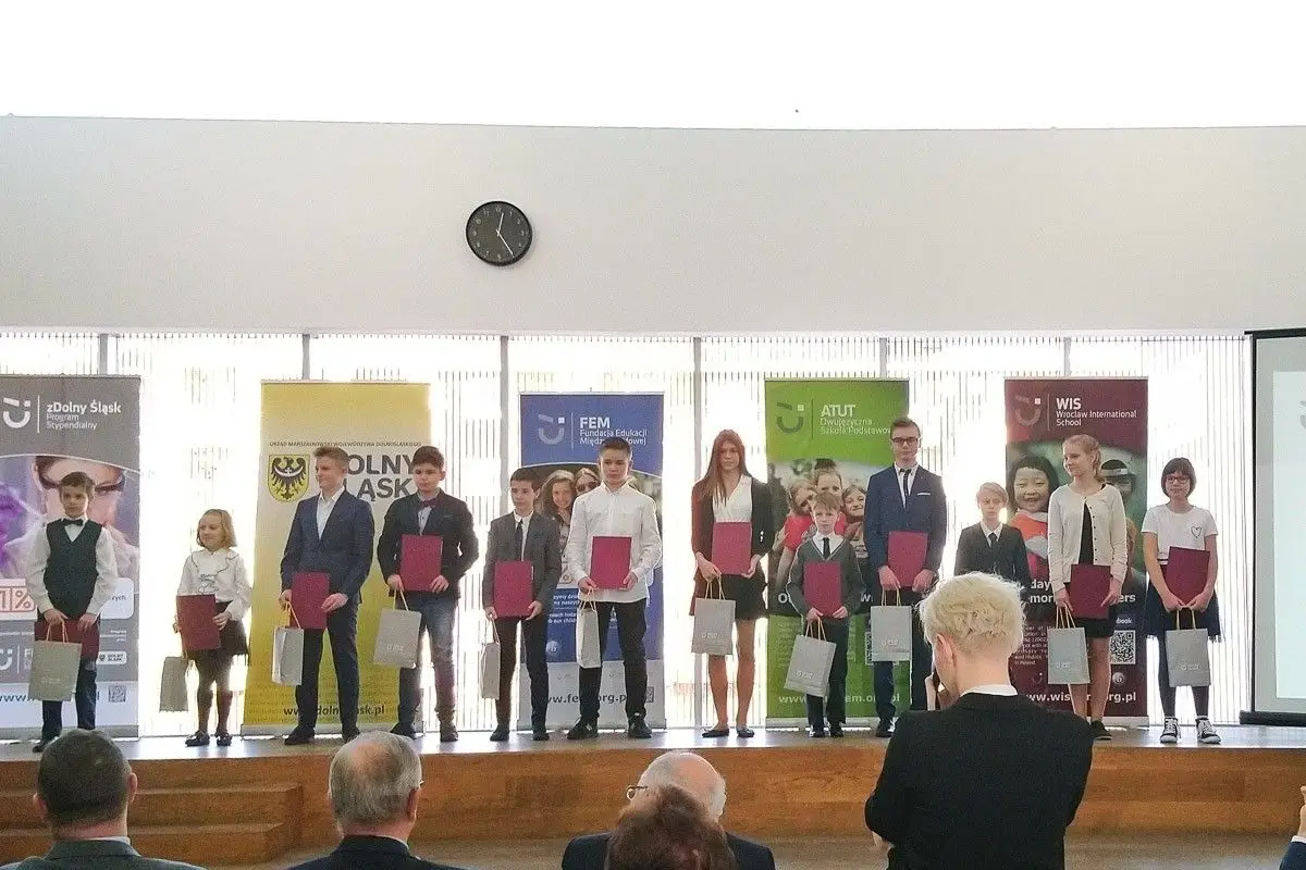 Uczniowie fianliści zDolny Ślązak
