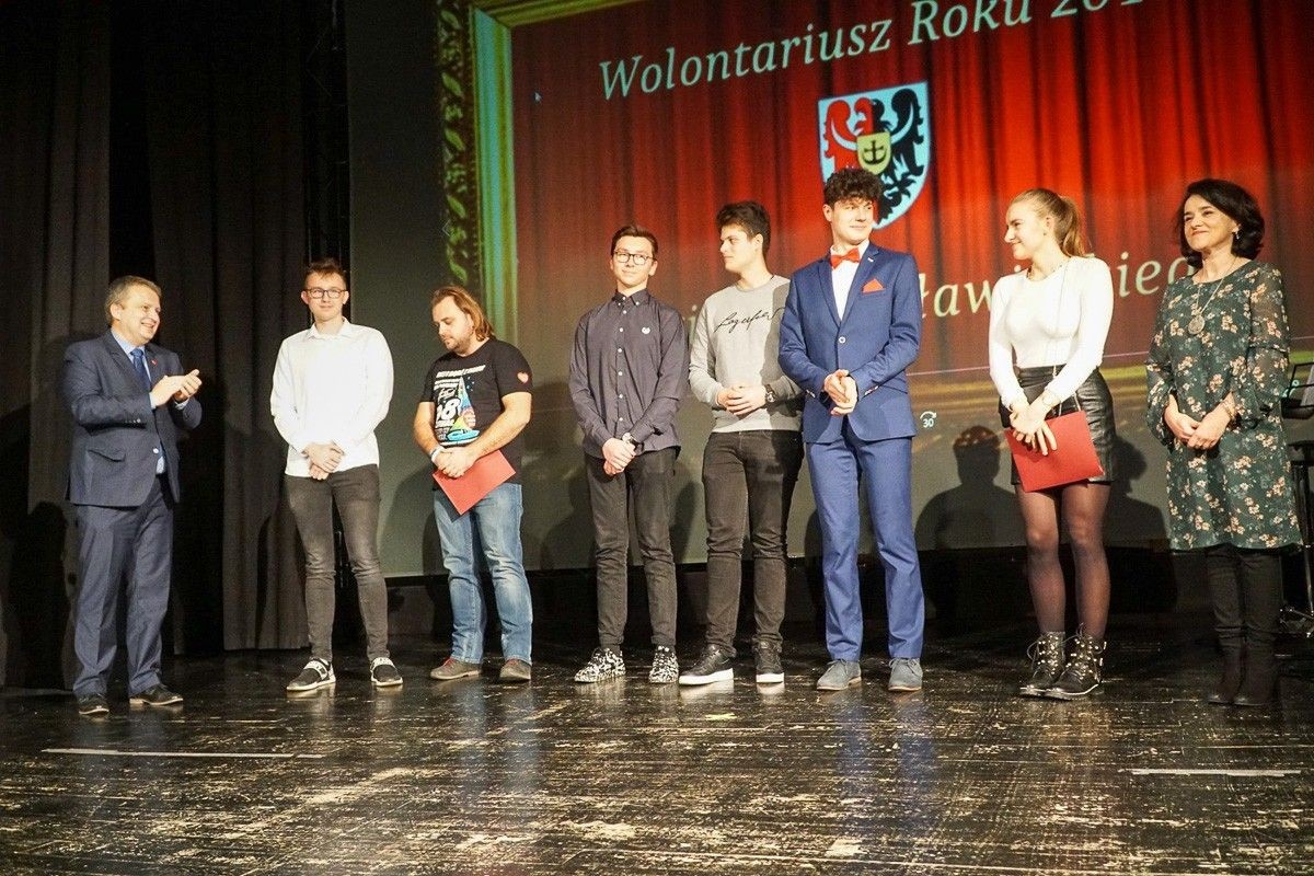 Ludzie, którzy niosą dobroć. Znamy Wolontariuszy Roku