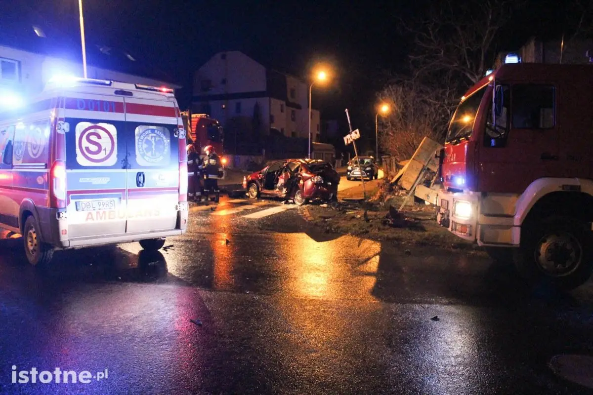 Accident at the intersection of al. Wojska Polskiego and ul. Zwycięstwa