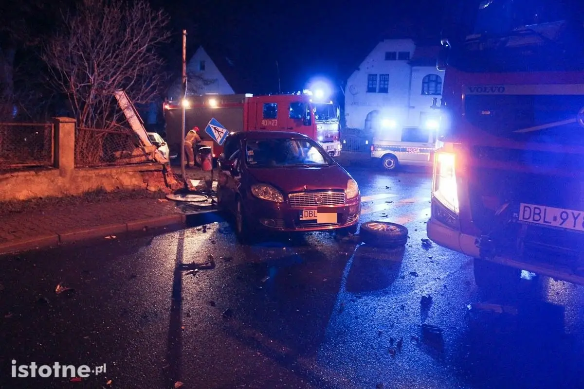 Accident at the intersection of al. Wojska Polskiego and ul. Zwycięstwa