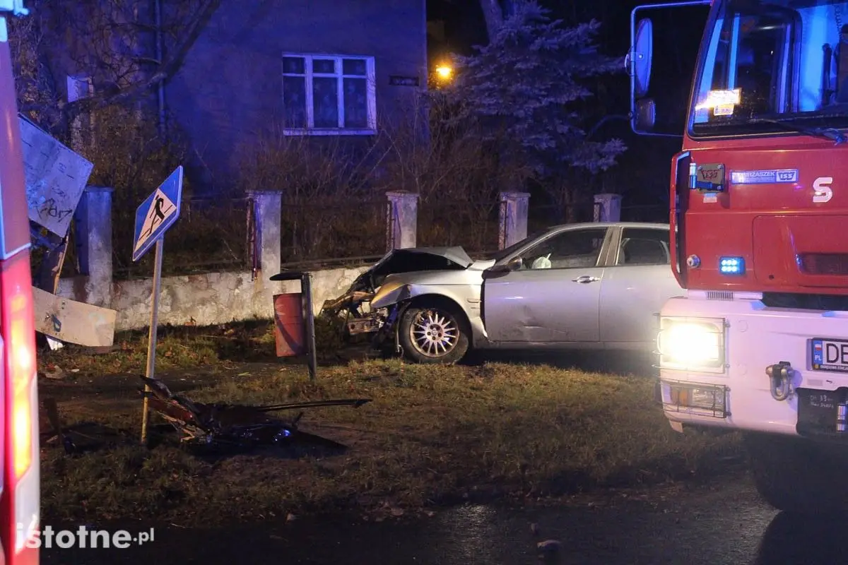 Accident at the intersection of al. Wojska Polskiego and ul. Zwycięstwa