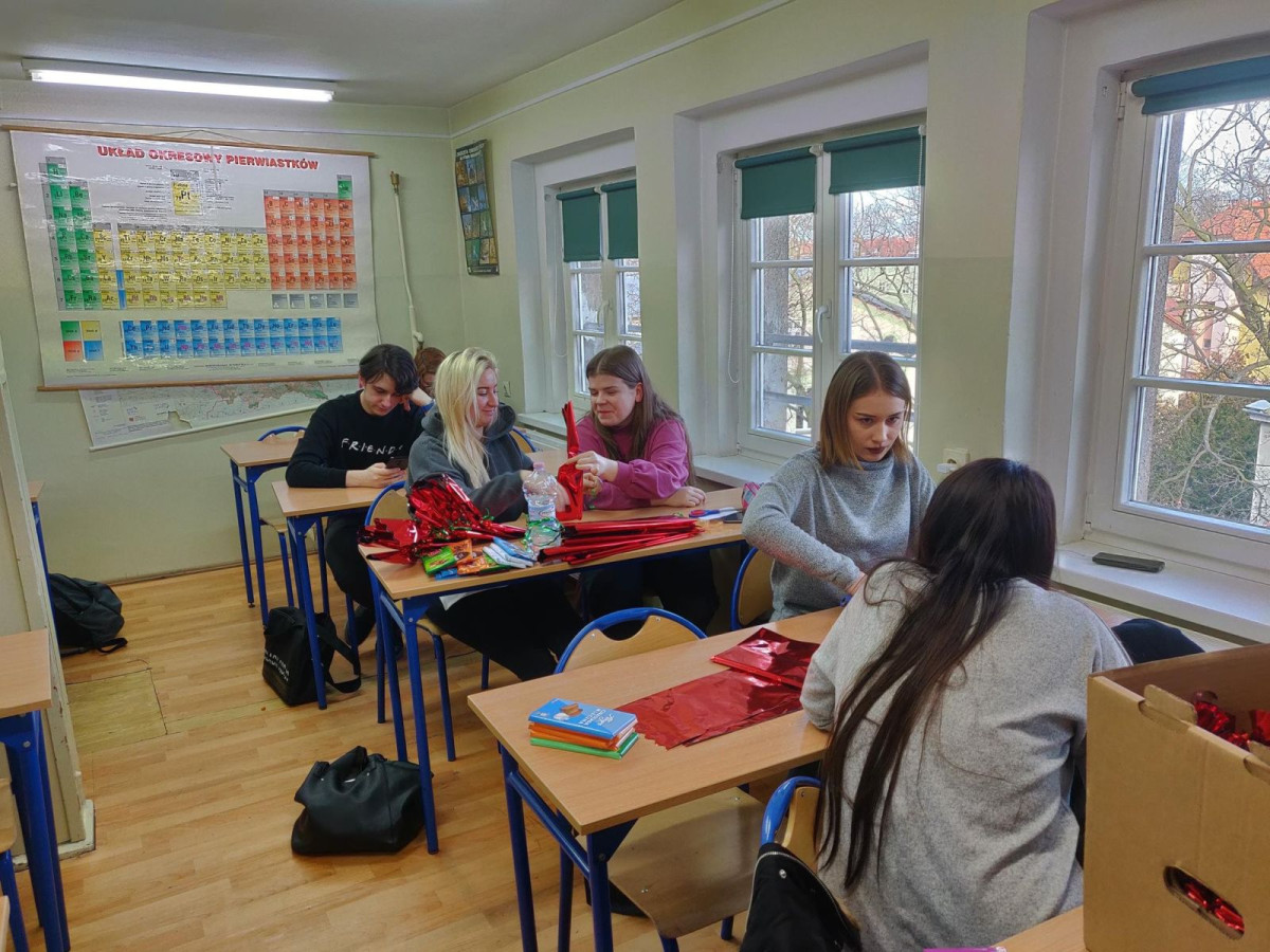 Paczki z ZSOiZ trafią do Polaków na Ukrainie