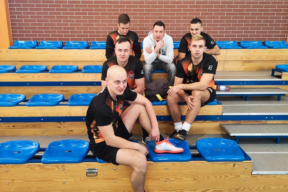 Mikołajkowy turniej halówki: strażacy z Legnicy najlepsi!